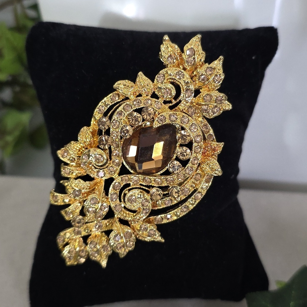 Gold Elegant Brooch Pin / Pendant Topaz Color Rhinestone